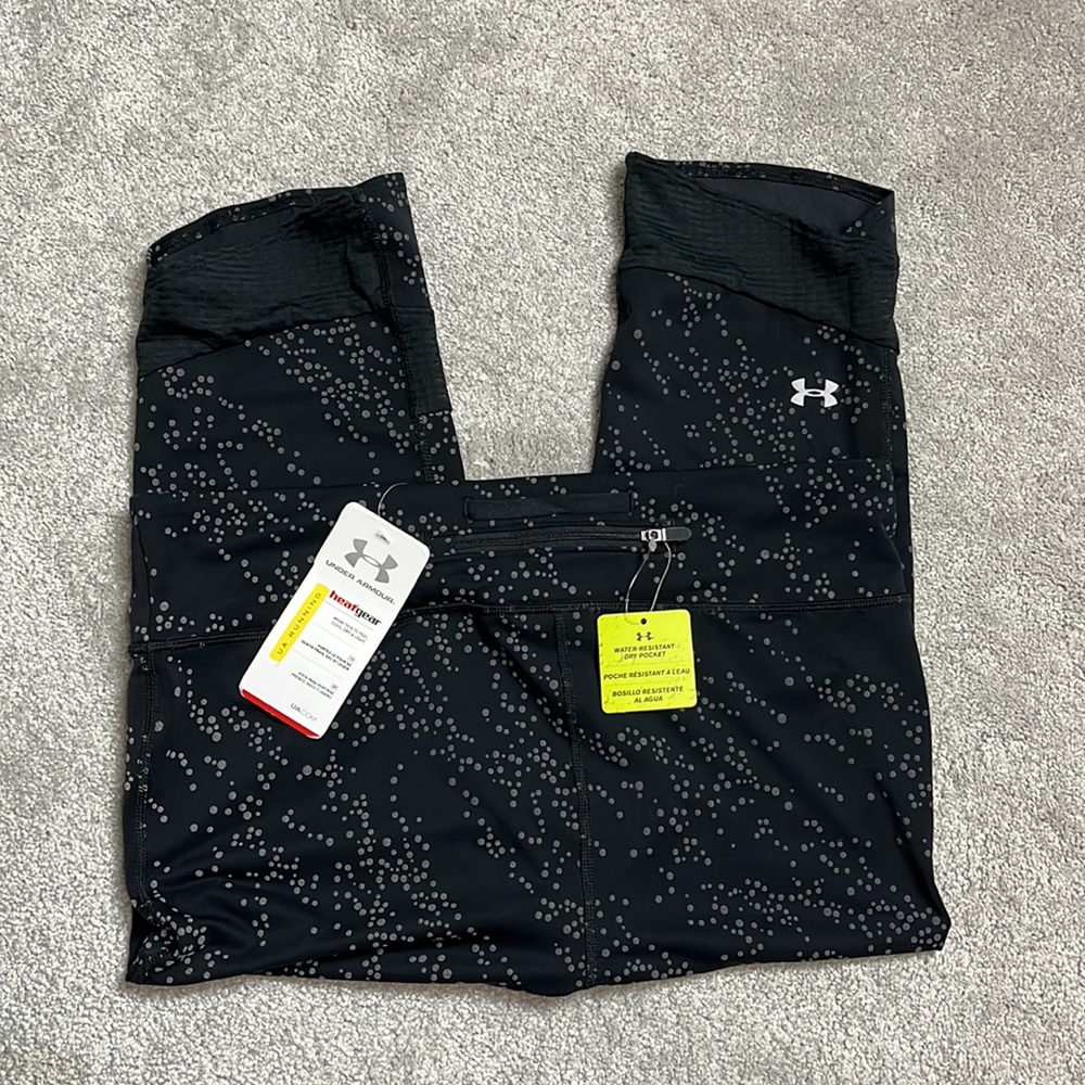 NWT UNDER ARMOUR REFLECTIVE RUNNING PANTS LARGE